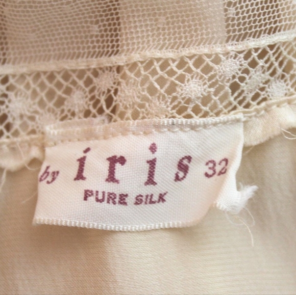 Sylvia Pedlar Iris Lingerie co. 1920s Silk Charmeuse and French Lace Nightgown - Picture 14 of 14